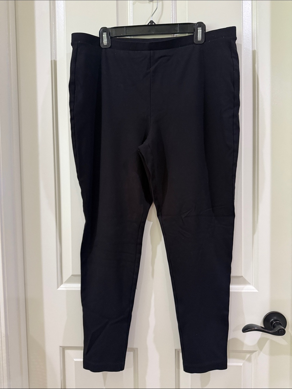 Chico's Fabulously Slimming Stretch Pants